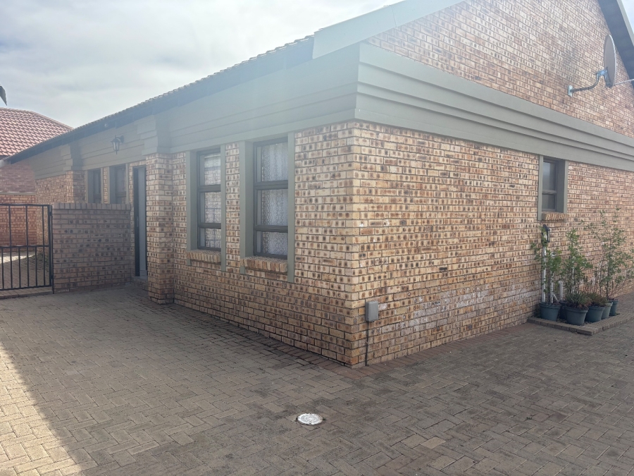 3 Bedroom Property for Sale in Shellyvale Free State